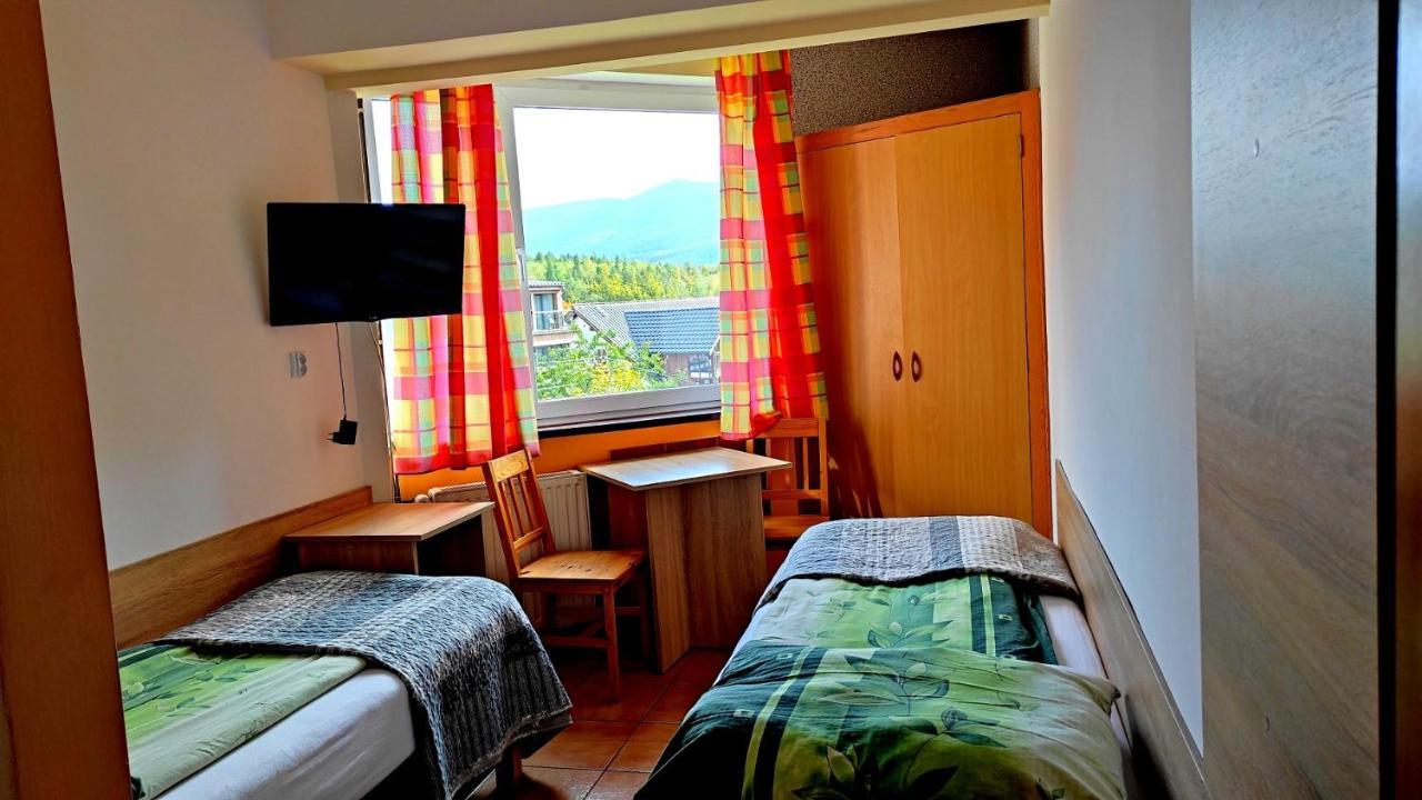 Willa Mona Bed and Breakfast Szklarska Poręba Esterno foto