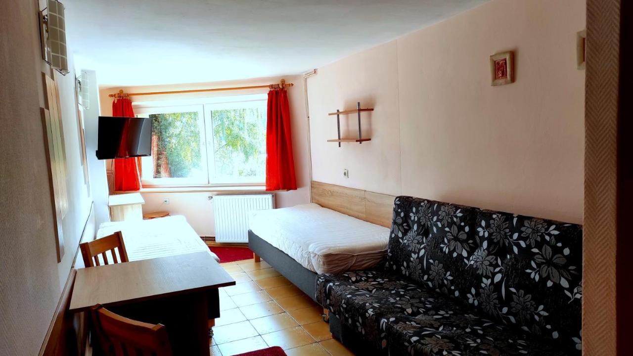 Willa Mona Bed and Breakfast Szklarska Poręba Esterno foto