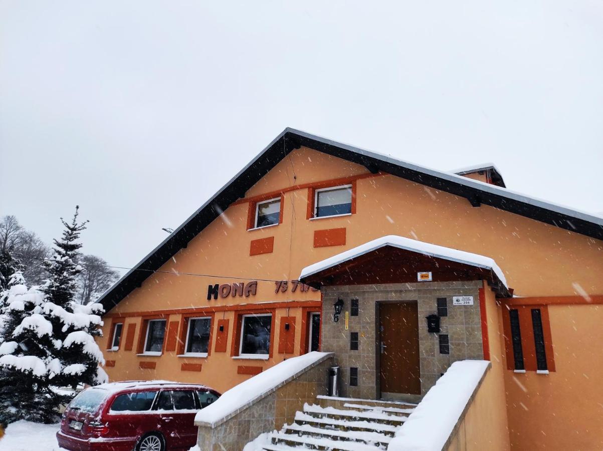 Willa Mona Bed and Breakfast Szklarska Poręba Esterno foto