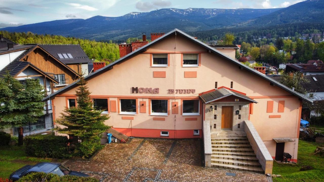 Willa Mona Bed and Breakfast Szklarska Poręba Esterno foto