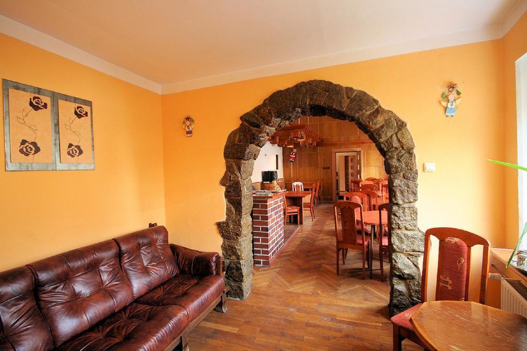 Willa Mona Bed and Breakfast Szklarska Poręba Esterno foto