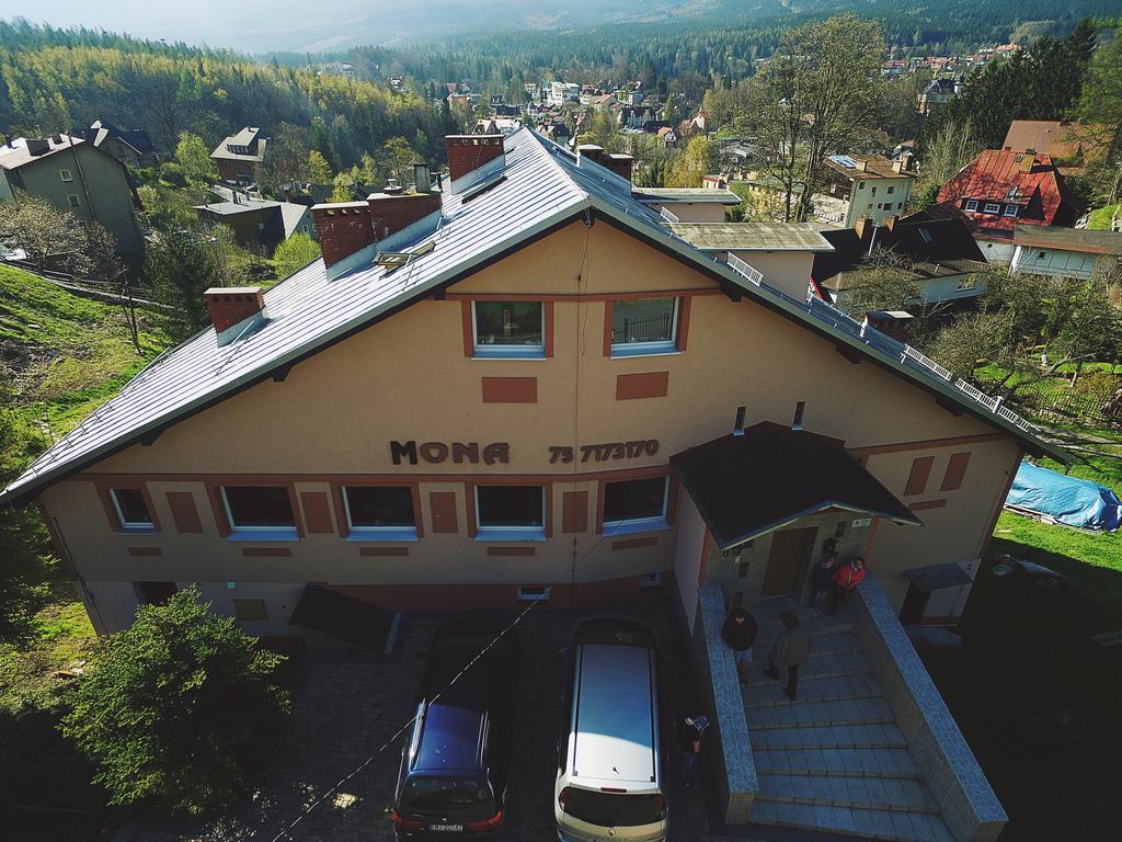 Willa Mona Bed and Breakfast Szklarska Poręba Esterno foto